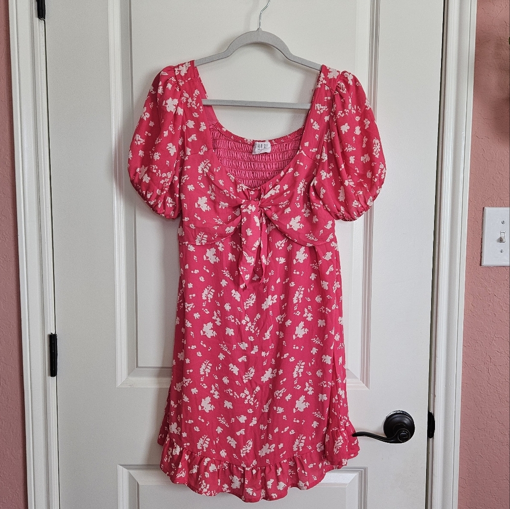 Sienna Sky Hot Pink White Floral Puff Sleeve Mini Dress Size Medium